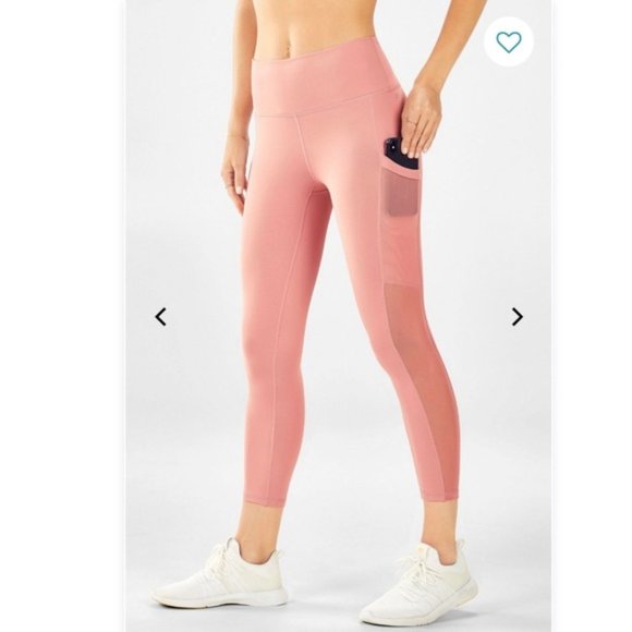Fabletics Pants - NWT Fabletics Mila High-Waisted  Capri Leggings M